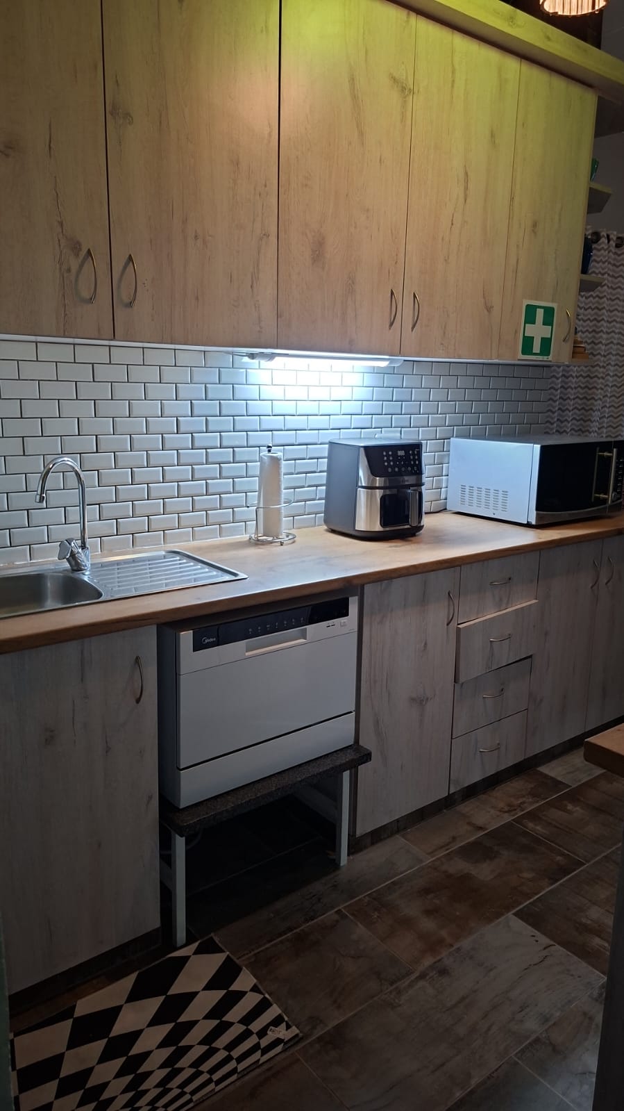 WhatsApp-Image-2025-12-09-at-21.31.49_cd685560-1